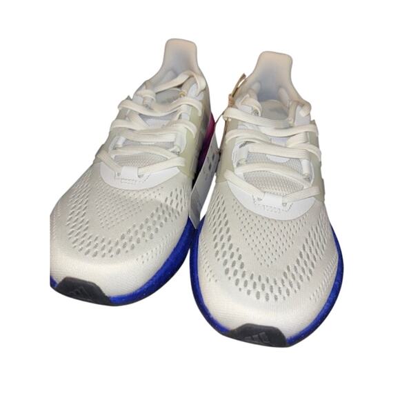 NIB Adidas Men\'s Pureboost 22 Running Shoes White/Grey/Lucid Blue Size 7.5 main image 8